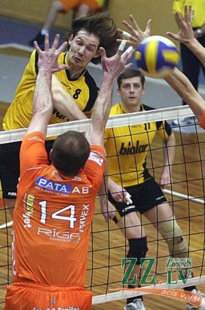 «Ozīši» saglabā cerības uz bronzas medaļām