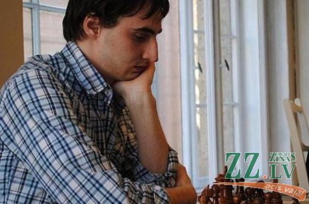 Šahs. Vitālijs Samoļins kļūst par Latvijas čempionu