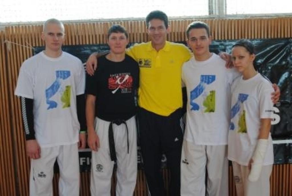 Cīņas sporta treneris pieredzi gūst seminārā Viļņā