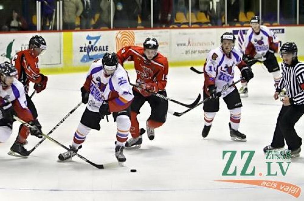 Hokejs. «JLSS/Zemgale» piedzīvo smagu 2:7 sagrāvi no Elektrēnu «Enerģijas» (ar foto)