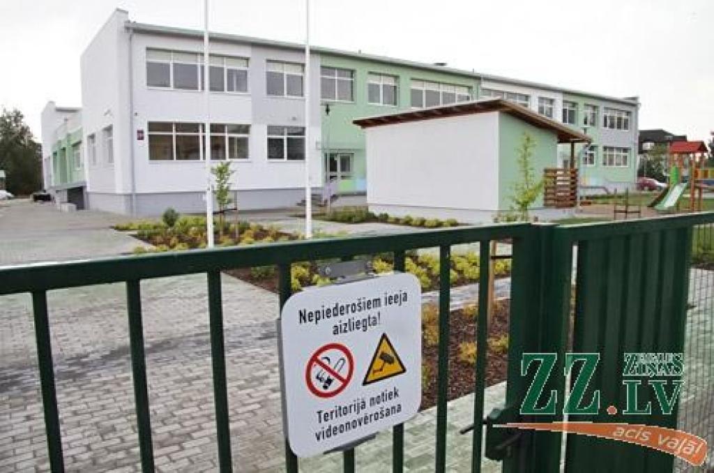 Vecākus lūdz izvērtēt bērnudārza nepieciešamību vasarā