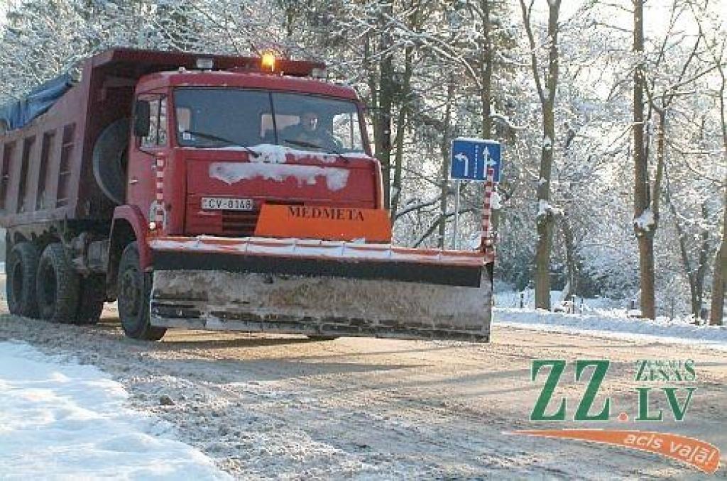 Ozolniekos neiztērēto sniega naudu taupa šim gadam