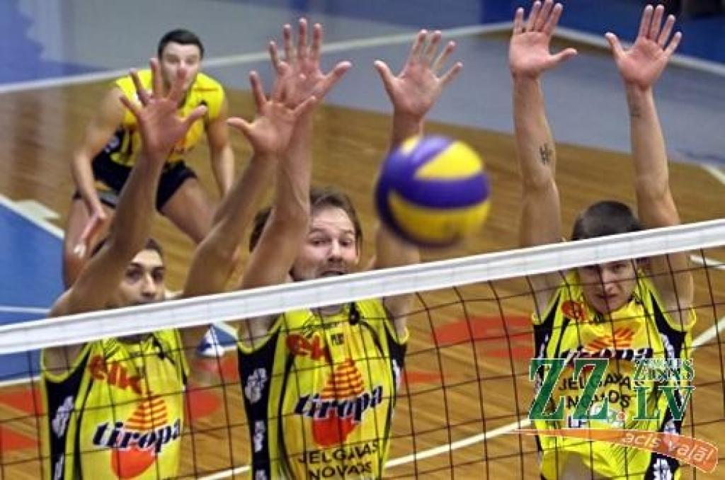 «Poliurs/Ozolnieki» kļuvuši par Gada balvas sportā 2011 nominantiem