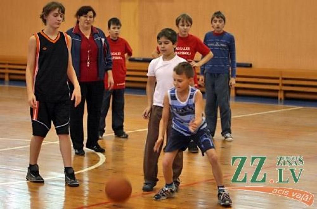 Otrdien «Zemgales Ziņās»: Ceļš uz profesiju sākas pamatskolā; Rāviņš nenosoda Gineites vēlmi pēc krievu valodas Jelgavas Domē