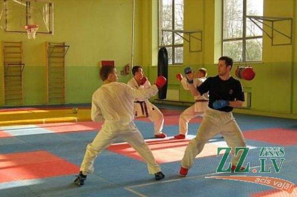Karatē. Jelgavā – starptautiska treniņnometne kopā ar ungāriem