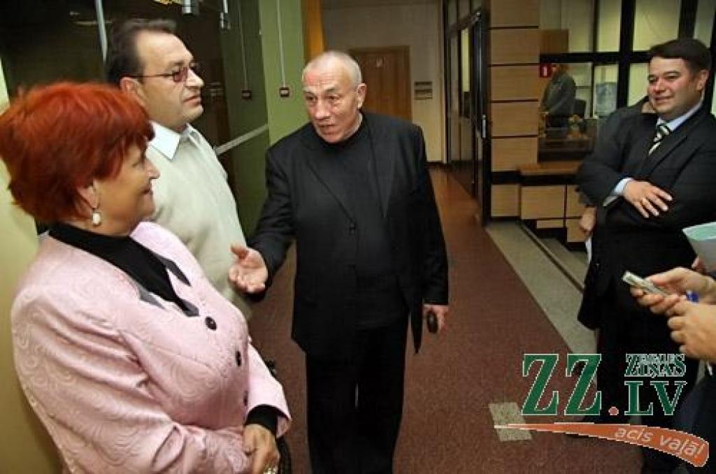 Četri Krievijas pašvaldību vadītāji atbraukuši pēc pieredzes