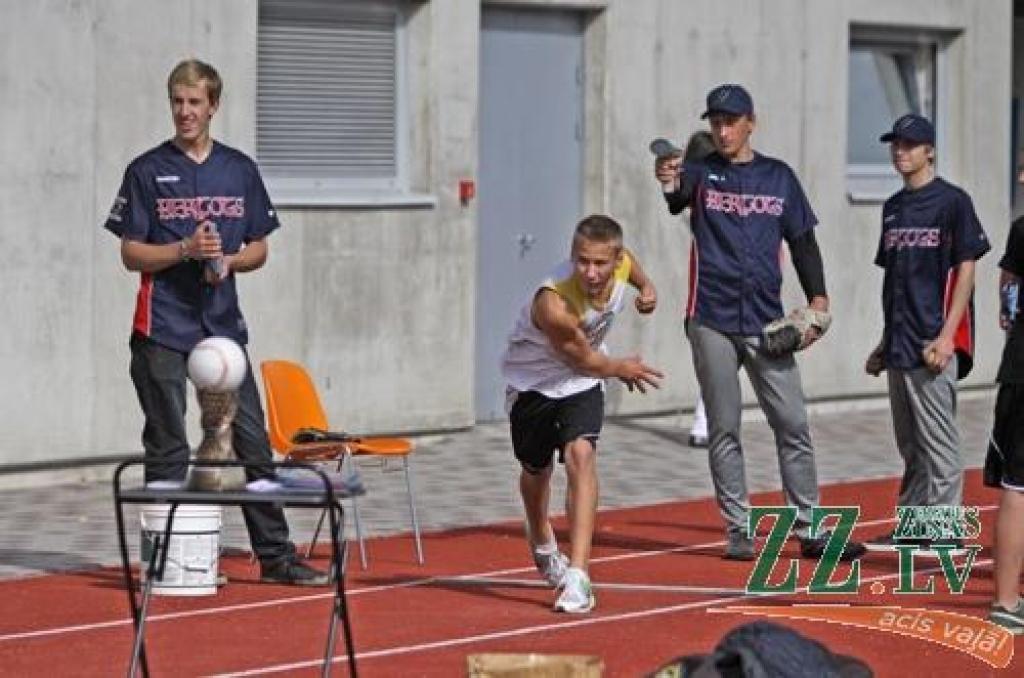 Jelgavas Sporta dienā – ap 700 dalībnieku