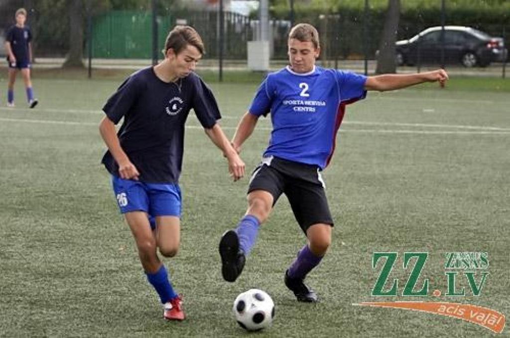 Spartakiādes pirmie čempioni – 5.vidusskolas futbolisti (ar foto)