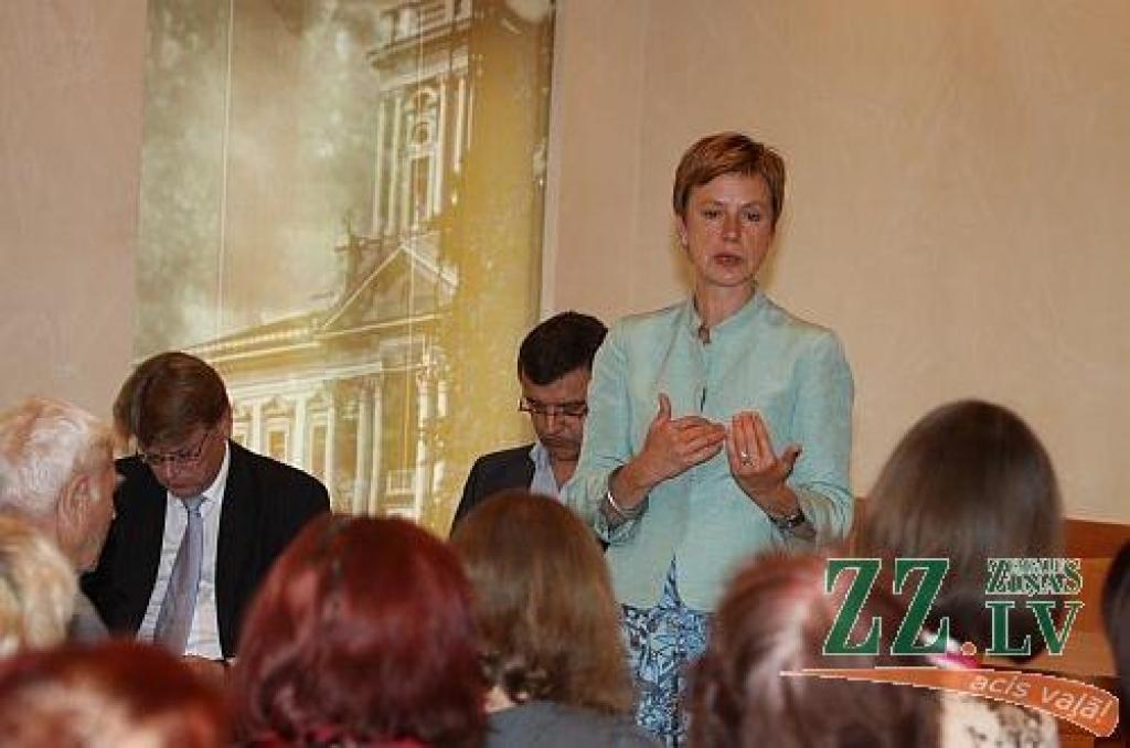 «Vienotība» Jelgavā kritizē Zatleru un sola progresīvus nodokļus
