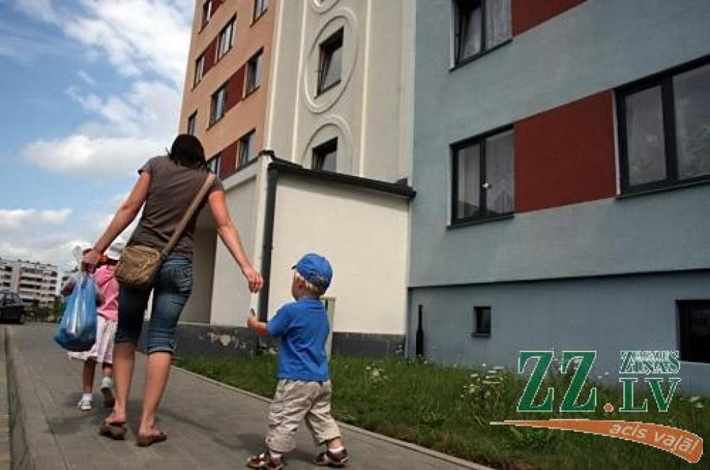 Ceturtdien «Zemgales Ziņās»: Satiksmes ielā atkal draud atslēgt ūdeni; ja uzreiz nesamaksās, kanalizāciju netaisīs
