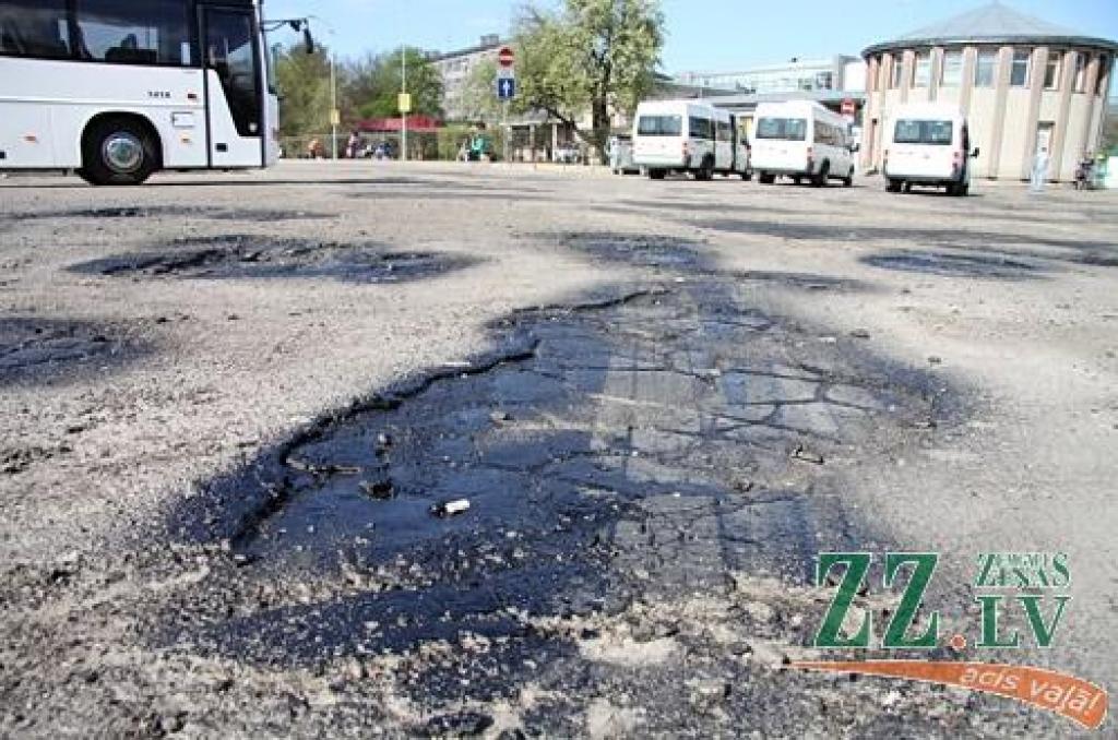 Uz Bausku vedīs «AIPS», uz Tukumu - «Tukuma auto»