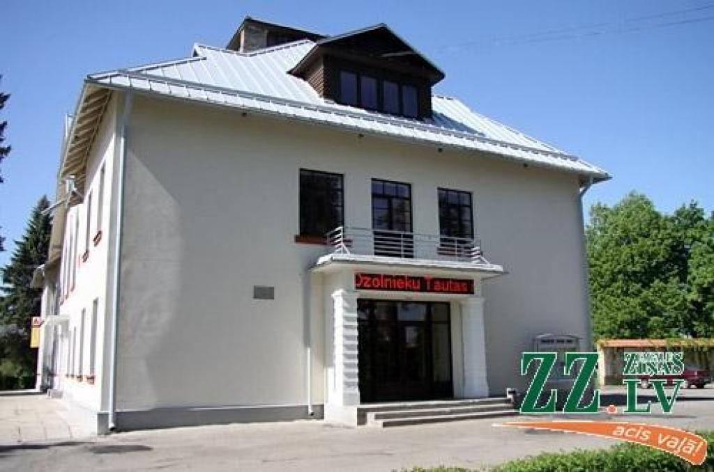 Vairākos Ozolnieku novada būvdarbu konkursos uzvar viena – vietējā – firma (precizēts)