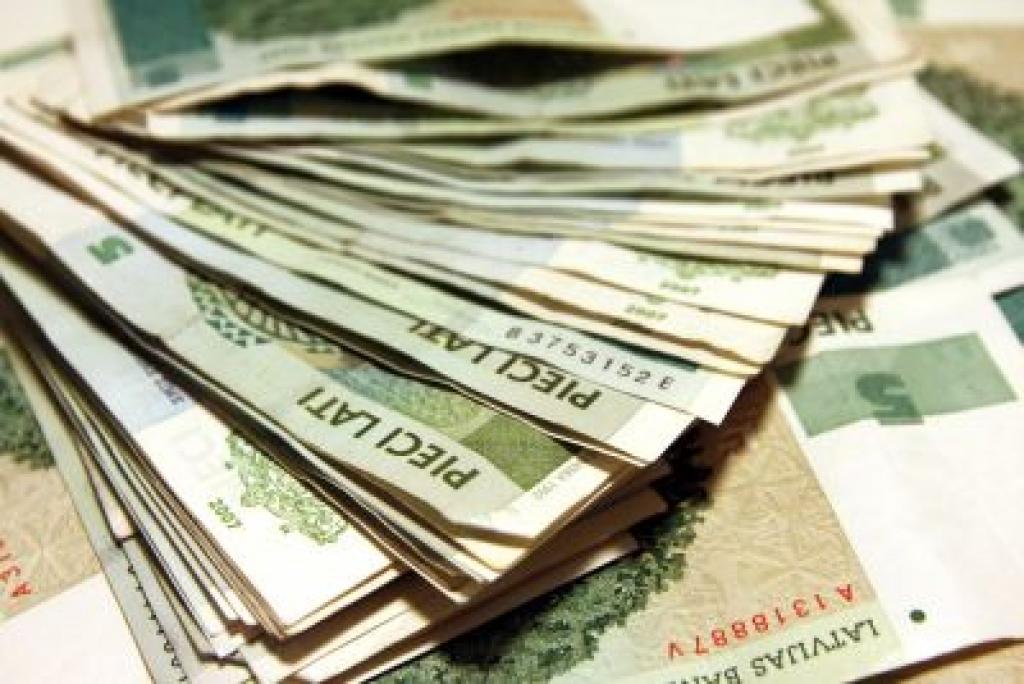 Valsts budžetā ieskaitīs Finanšu policijas vēsturē lielāko arestēto summu - 174 tūkst. latu