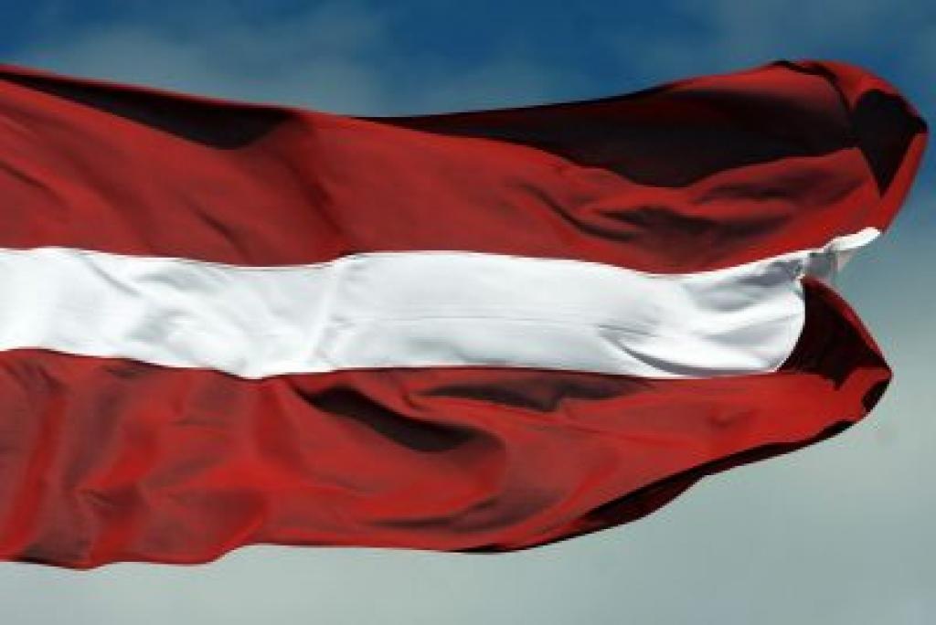 Financial Times komentētāji lauž šķēpus par Latvijas ekonomiku