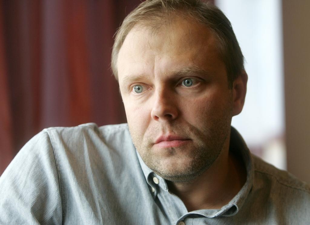 Mencis: Nav zināms, kad atsāks skanēt Radio 101