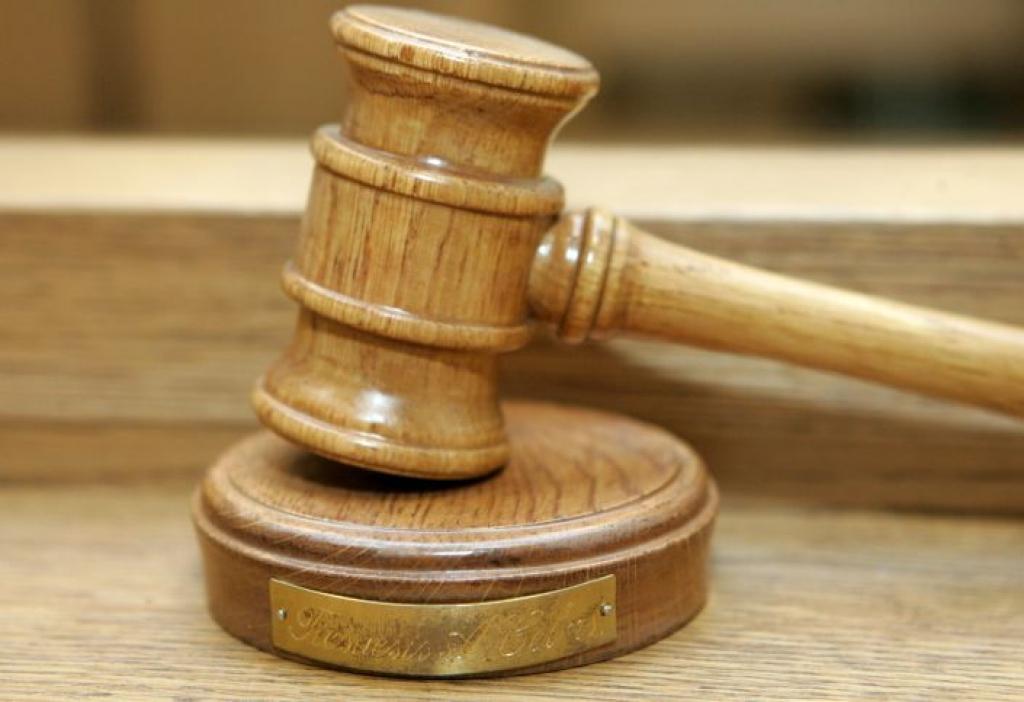 Aptur tiesvedību LK 9,88 miljonus latu vērtajā prasībā pret tās bijušajām amatpersonām