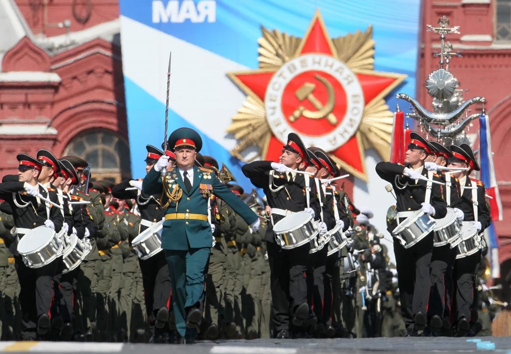 Brauciena uz Krievijas jauniešu militāro nometni organizētājs uzskata, ka veicina jauniešu patriotismu