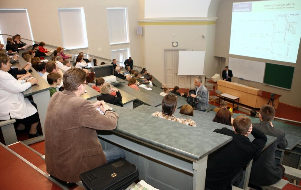 Akreditēti vēl 26 augstskolu studiju virzieni