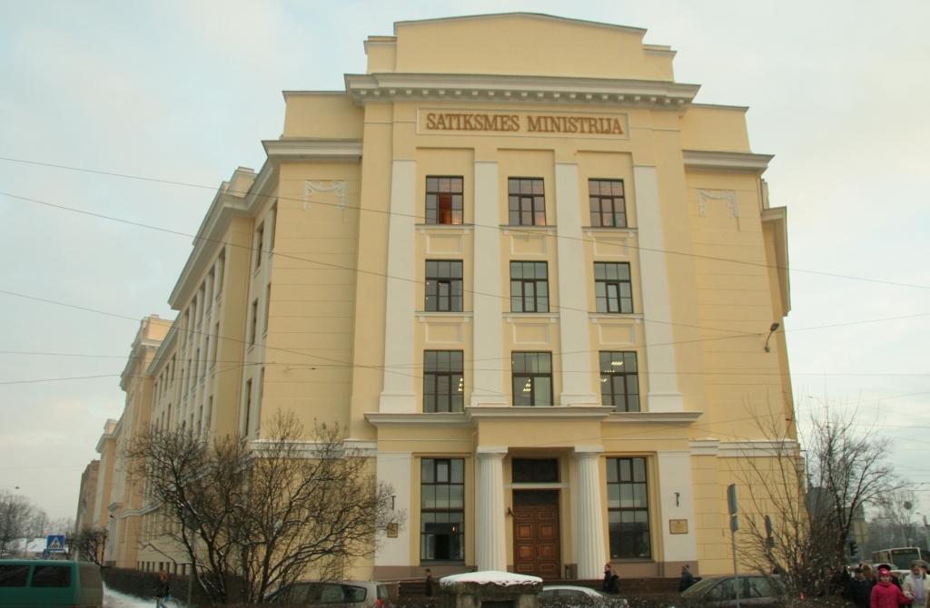 Satiksmes ministrijas valsts sekretāra amatam virzīs Kasparu Ozoliņu