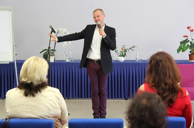 Foto: Jelgavnieces uzklausa Ginta Budes padomus