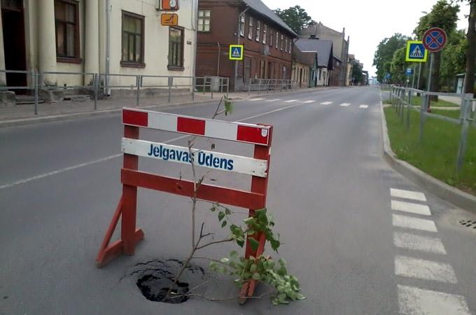 Ūdensvada skalošana tupināsies 18 ielās