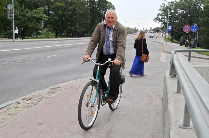 Pašvaldības pārstāvjus un riteņbraucējus aicina uz semināru par veloinfrastruktūru
