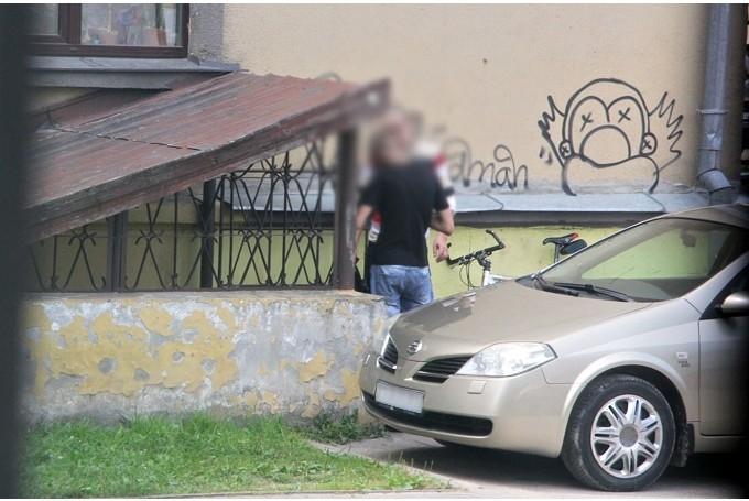 Policija aicina uzņēmējus neizīrēt telpas «legālo narkotiku» tirgotājiem