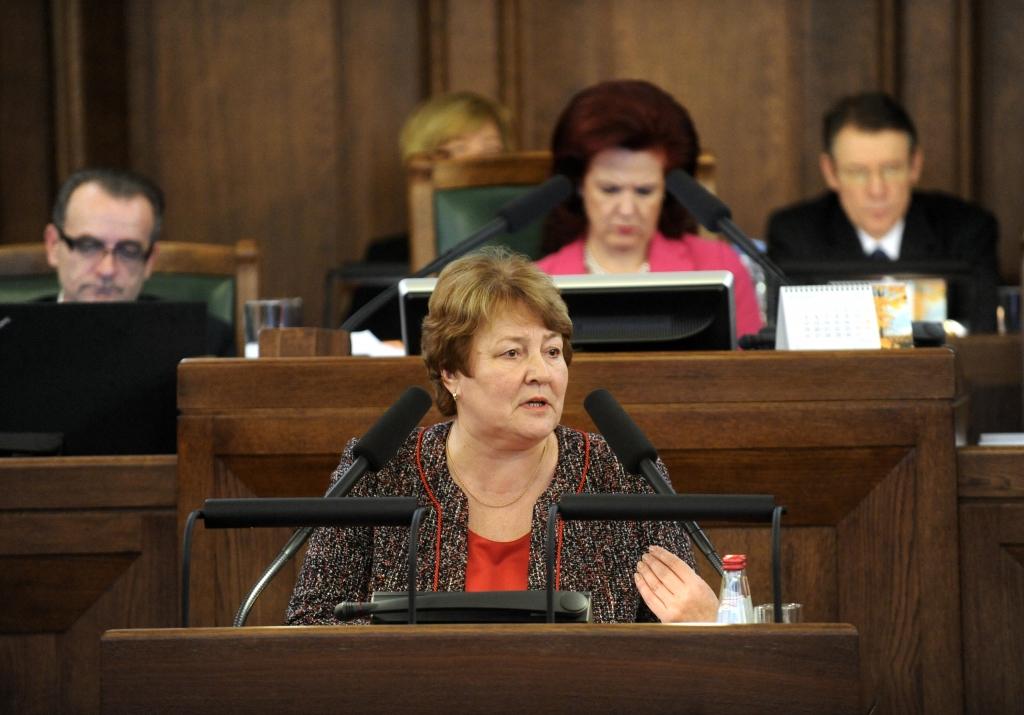 Čepāne: Nav konstitucionālā vairākuma, lai noteiktu atklātu Valsts prezidenta ievēlēšanas kārtību
