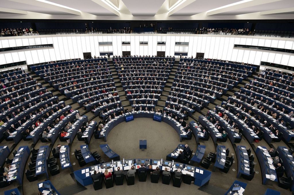 Sākas priekšvēlēšanu aģitācijas ierobežojumi pirms EP vēlēšanām