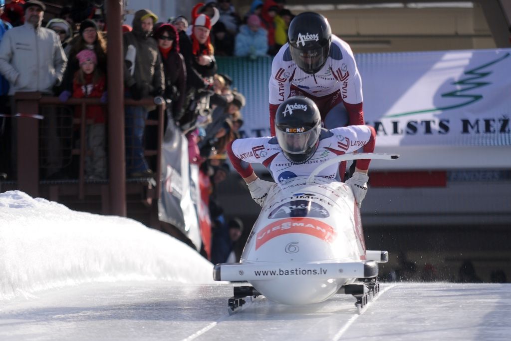 Melbārža bobsleja divnieks izcīna bronzu Eiropas čempionātā