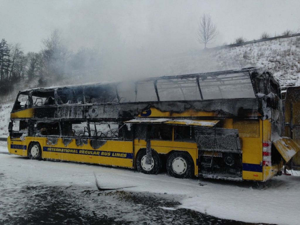 papildināts (16:08) - Vācijā nodedzis Latvijas Ecolines autobuss, cietušo nav