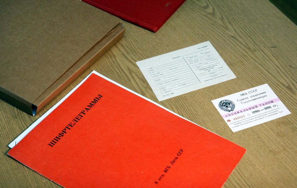 papildināts (10:34) - Saeima konceptuāli atbalsta ieceri par 30 gadiem pagarināt iespēju tiesas ceļā noskaidrot sadarbību ar VDK