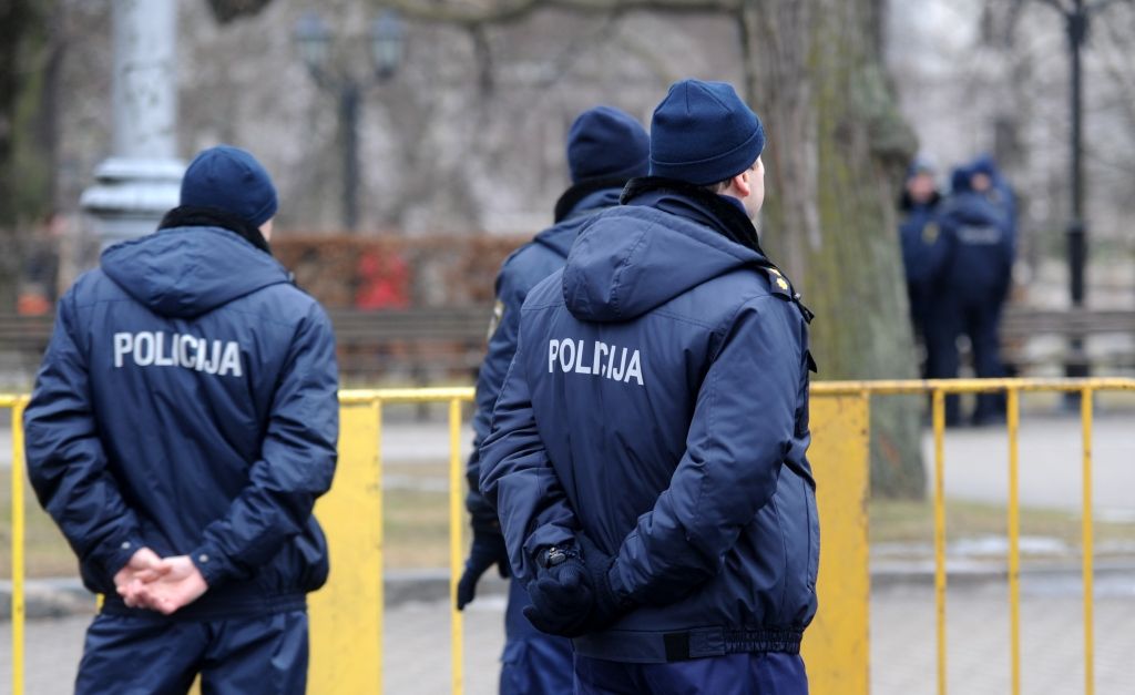 Rēzeknieši netic, ka policijas šefs Trofimovs pats sevi sašāvis