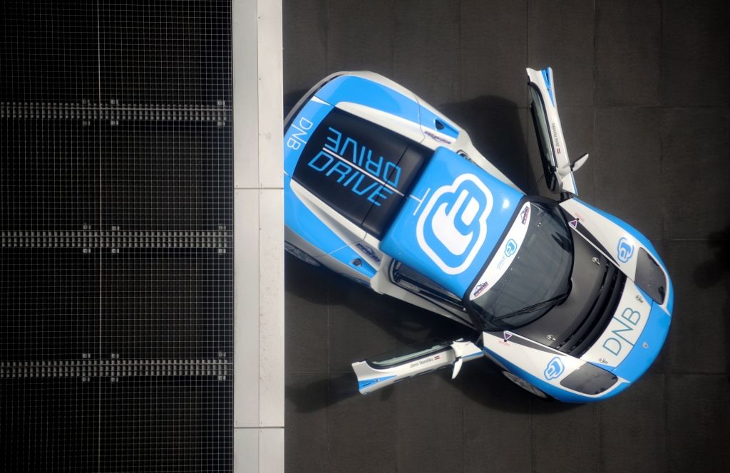 Latvieši iepazīstina ar jauno automobili eO PP02