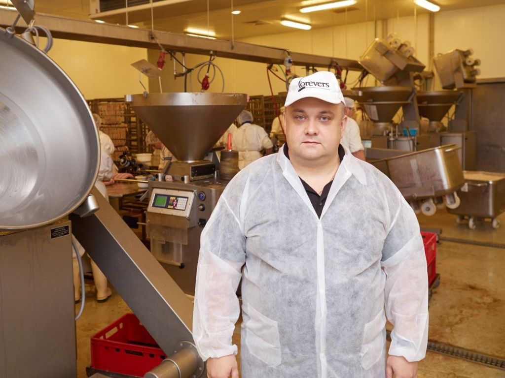 Piektdienas intervija ar gaļas pārstrādes uzņēmuma Forevers direktoru Andreju Ždanu