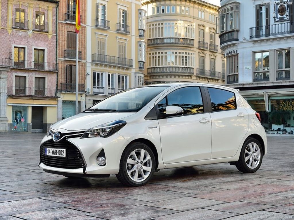 Uzlabotais Toyota Yaris: Mazs, bet
ar plašu dvēseli