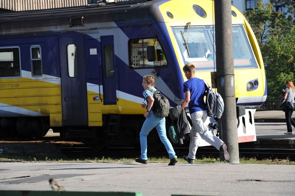 Vēl aizvien nav skaidrības – būs vai nebūs jaunie vilcieni