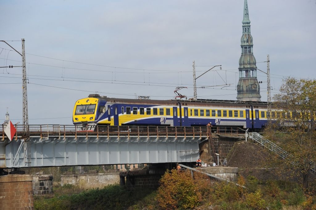 Kāda skaidrība par jaunajiem vilcieniem varētu būt īsi pirms Ziemassvētkiem
