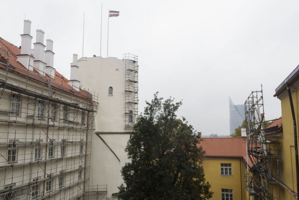 Rīgas pils ārējās apdares darbi tuvojas noslēgumam