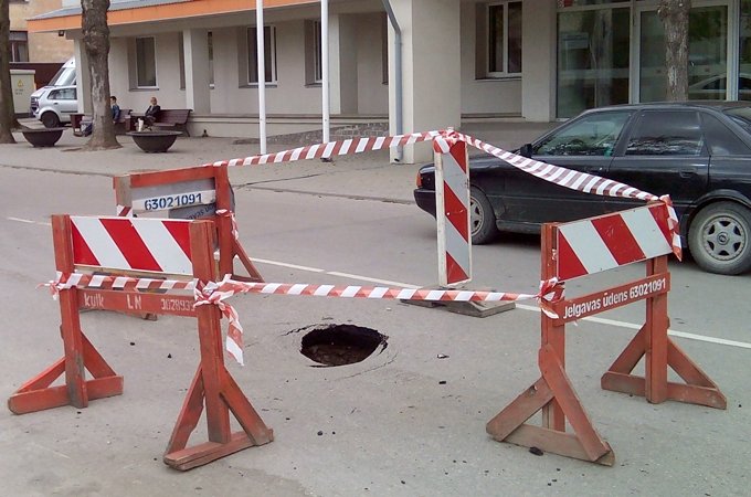 Zem Svētes ielas – izskalojumi (papildināts)