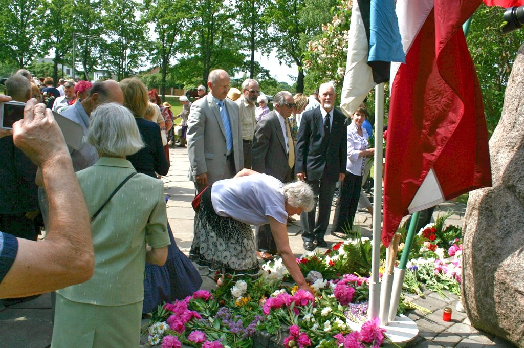 Staļinisma un nacisma upurus šoreiz pieminēs citādi
