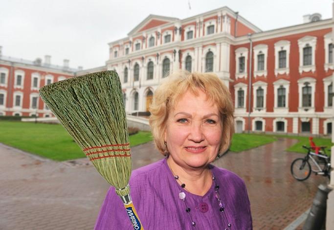 Starptautiskajā iecietības dienā LLU vadība un studenti «iekāps citās kurpēs»