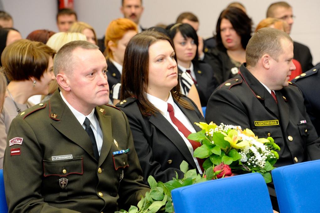 Jelgavas iecirknis Valsts policijas 97.gadadienā apbalvo labākos un lepojas ar sasniegumiem (FOTO)