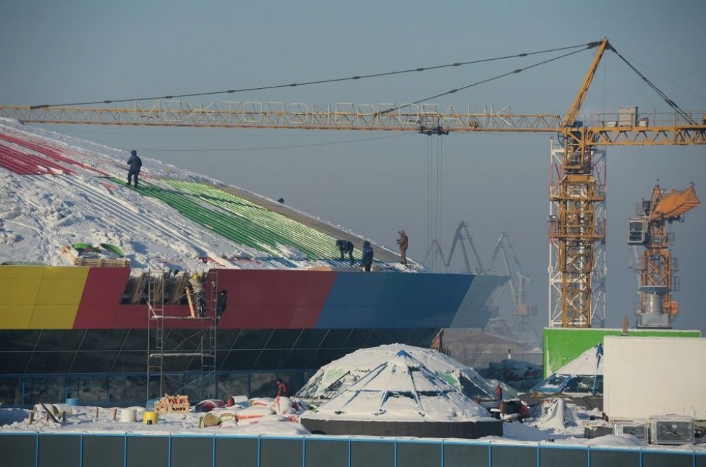 FOTO: Novosibirskā ceļ lielāko akvaparku Krievijā