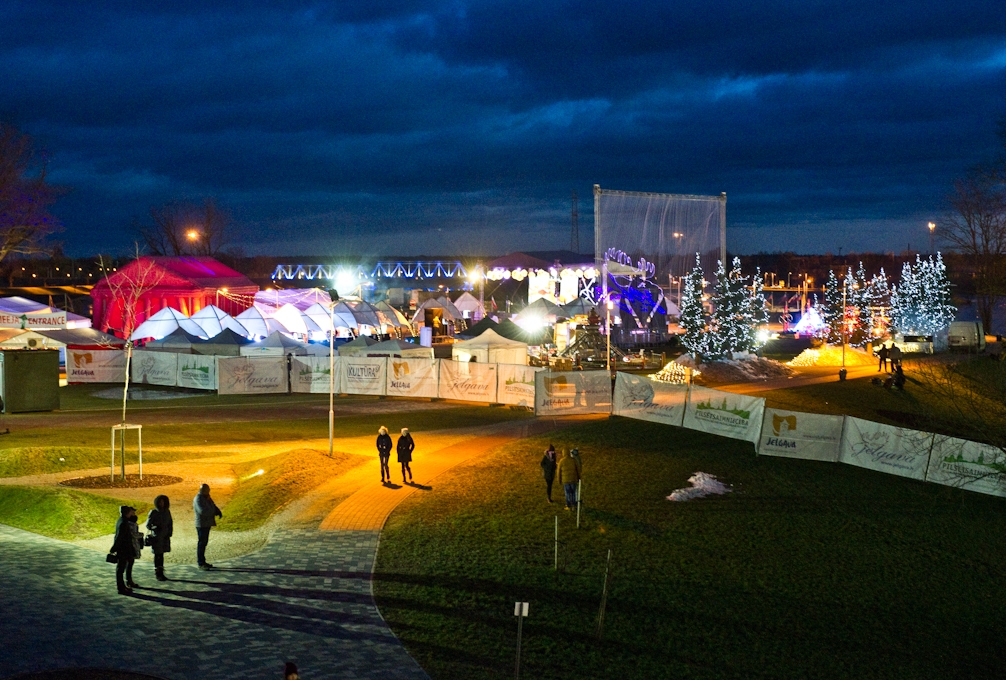 Ledus skulptūru festivāla galvenās balvas ceļo uz Lietuvu (FOTO)