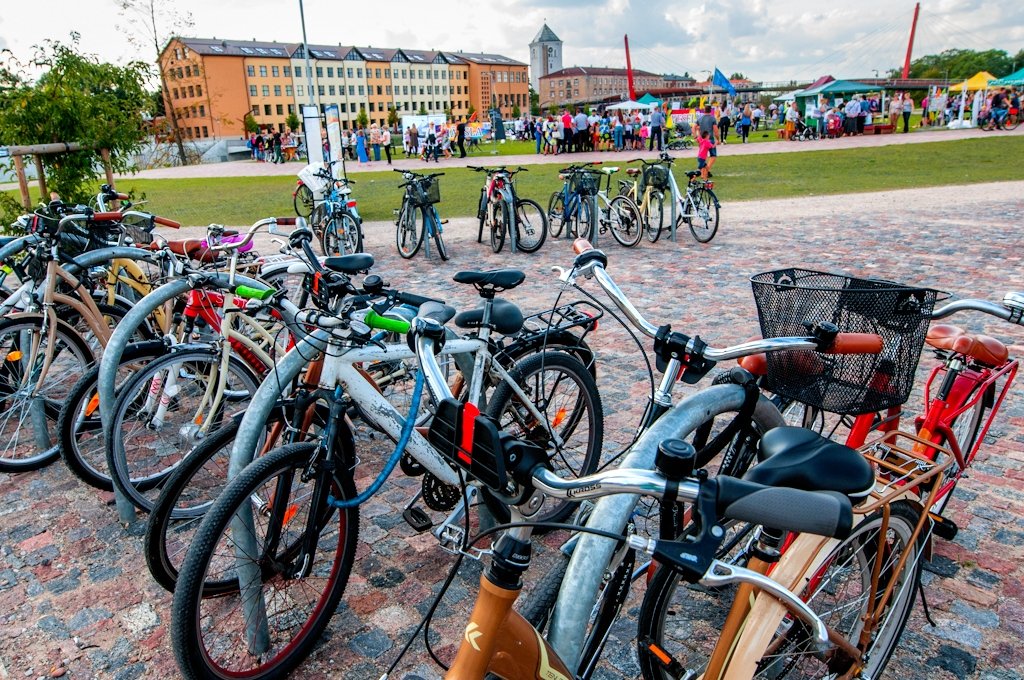 «ZinīBUMS» ierībina jauno skolas gadu (FOTO)