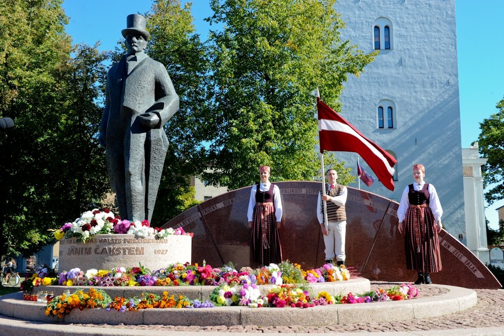 Prezidenta Čakstes jubilejā desmitais kliņģeris un stipendija (FOTO)
