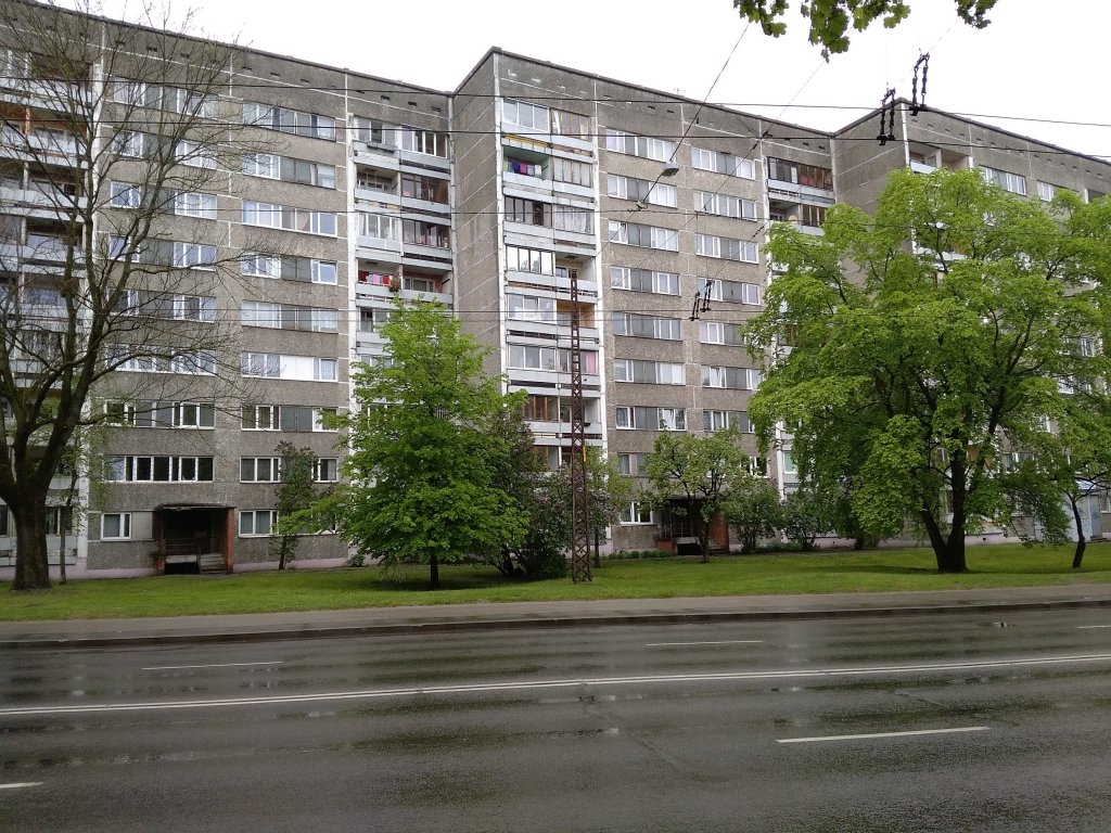 Sāksies daudzdzīvokļu māju renovācijas programma ar banku līdzdalību