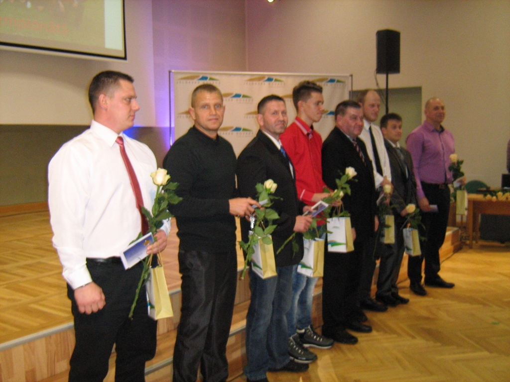 Jelgavas novadā godina aizvadītā gada labākos sportistus (FOTO)