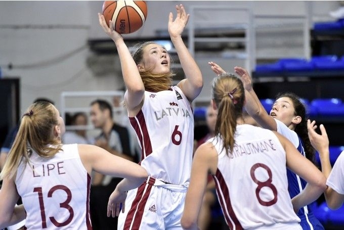 Jelgavas U19 basketbolistes iekļūst «VEF» LJBL pusfinālā